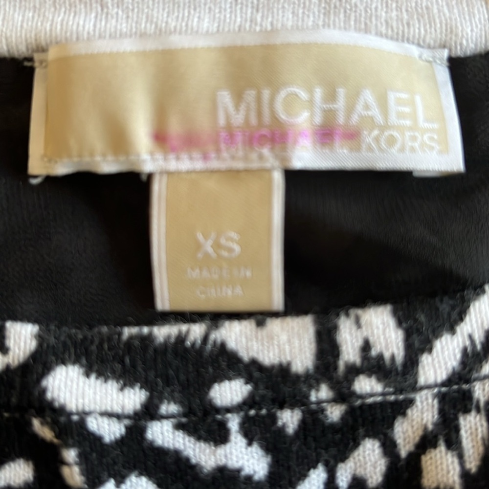 Michael Kors Black and White Patterned Women's Top XS - Picture 5 of 5